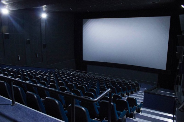 Multiplex в ТРЦ "Караван" Multiplex в ТРЦ "Караван"